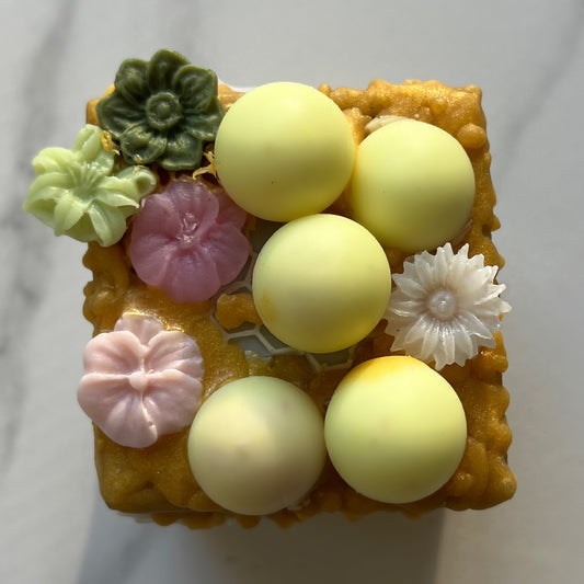 Butter bee - Shea & Honey XL soap