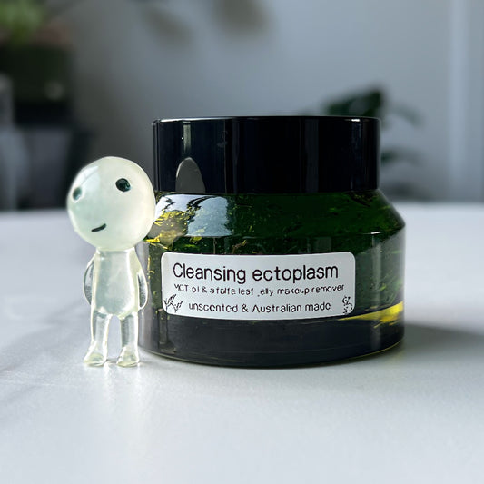 Cleansing ectoplasm- chlorophyll & alfafa leaf makeup remover