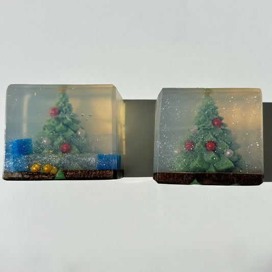 Cozy Christmas- XL Honey & pine essential oil soap